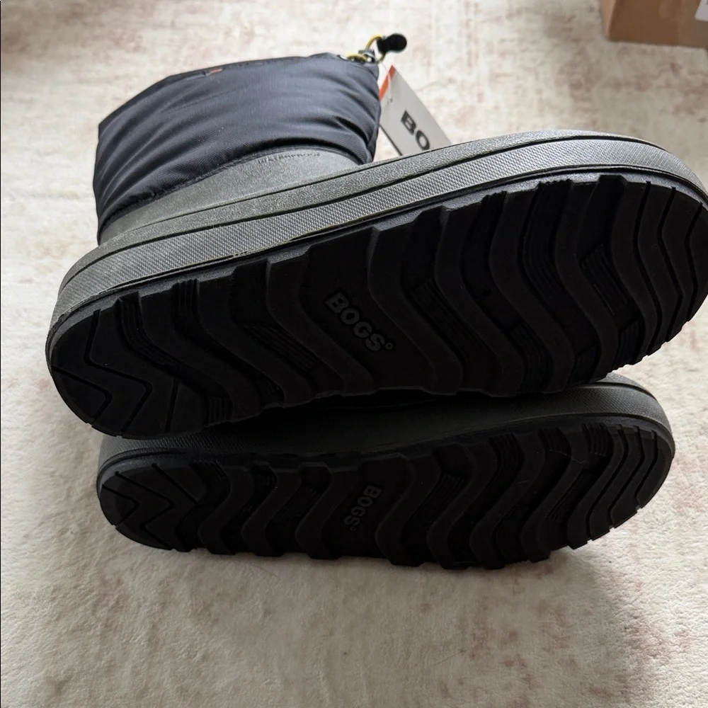 BOGS unisex-child Snow Boot Size 7